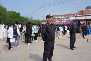 福建队官博晒对阵青岛队预热海报：一锤定鹰